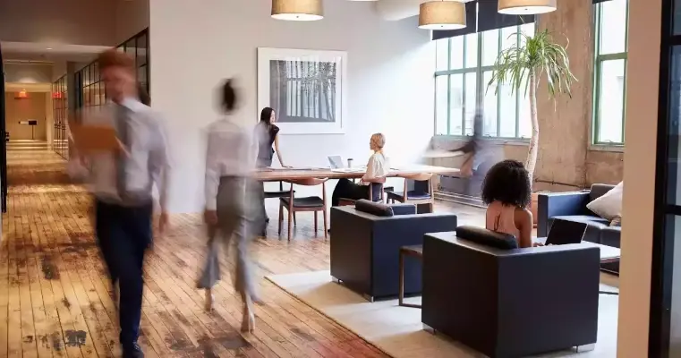 Reserveer een bureau via onze app: FlexWhere